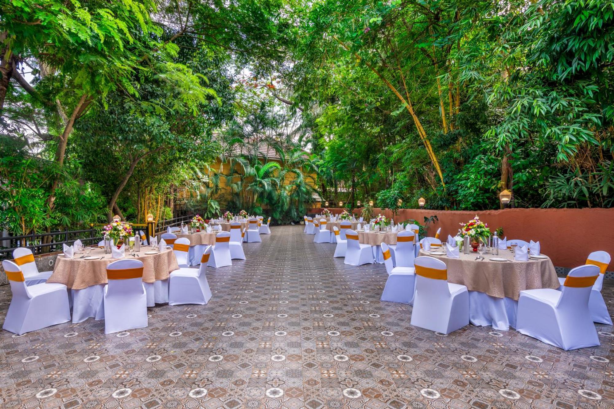 Mayfair Lagoon Bhubaneswar Ngoại thất bức ảnh