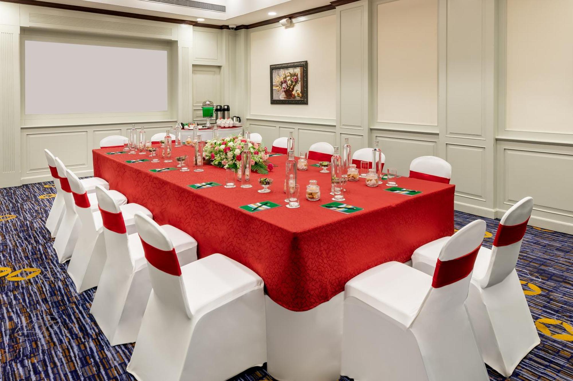 Mayfair Lagoon Bhubaneswar Ngoại thất bức ảnh